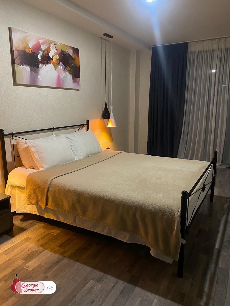 ქირავდება ახალი გარემონტებული 2 ოთახიანი ბინა ვერაზე